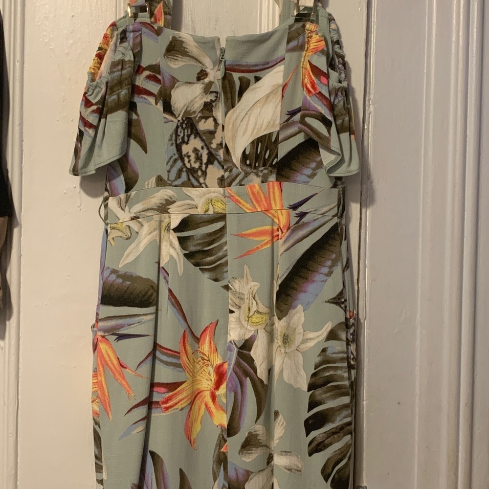 Dress - Picture 2 of 5